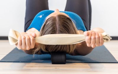 Je hebt fysiotherapie geprobeerd. Gewone yoga ook. Je rug is er niet beter op geworden. Het wordt tijd voor Critical Alignment Yoga.